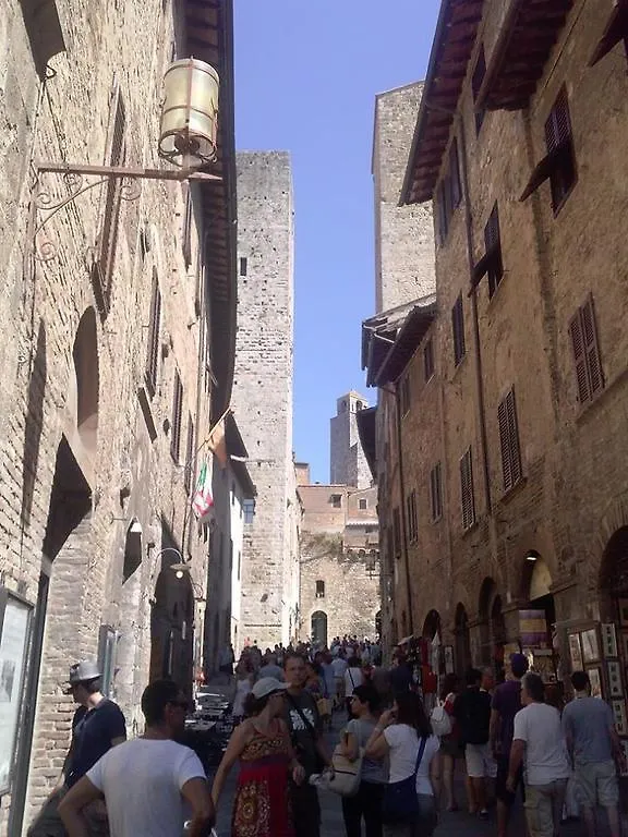La Torre Useppi Apartment San Gimignano 0*,