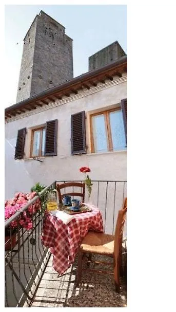 La Torre Useppi Apartment San Gimignano